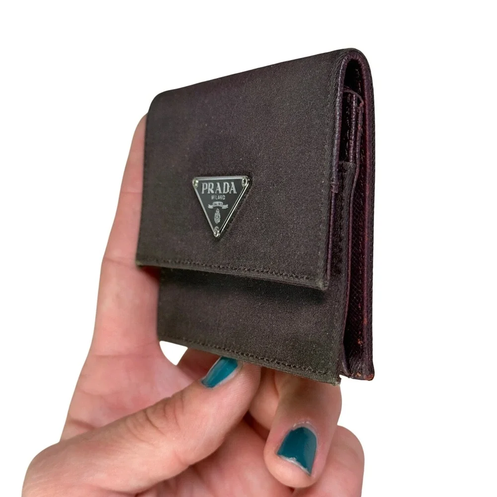 Vintage Prada Tessuto Nylon Compact Bifold Card Case - Rare Purple